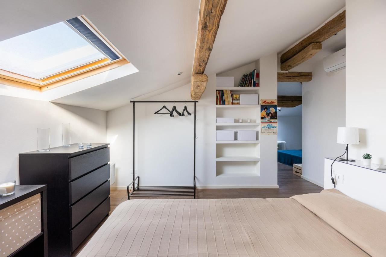 Italy Prestigious Historical Attic In Bolognaアパートメント エクステリア 写真