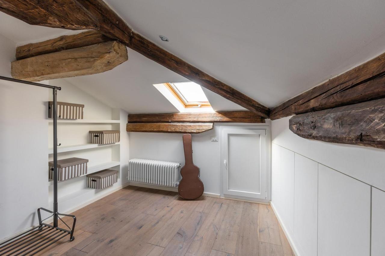 Italy Prestigious Historical Attic In Bolognaアパートメント エクステリア 写真